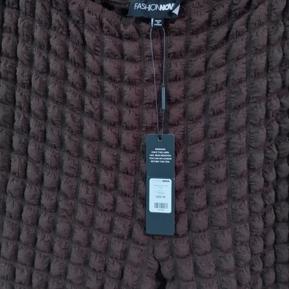 Fashion Nova Tops & pants set - Picture 3 of 8